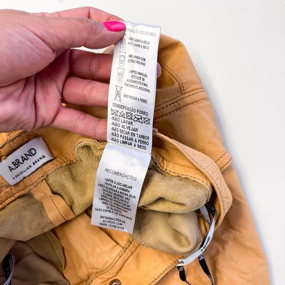 A. Brand Brazilian Brand (36) Fits W24 Leather Cargo Jogger Pants Beige Womens - Picture 10 of 12